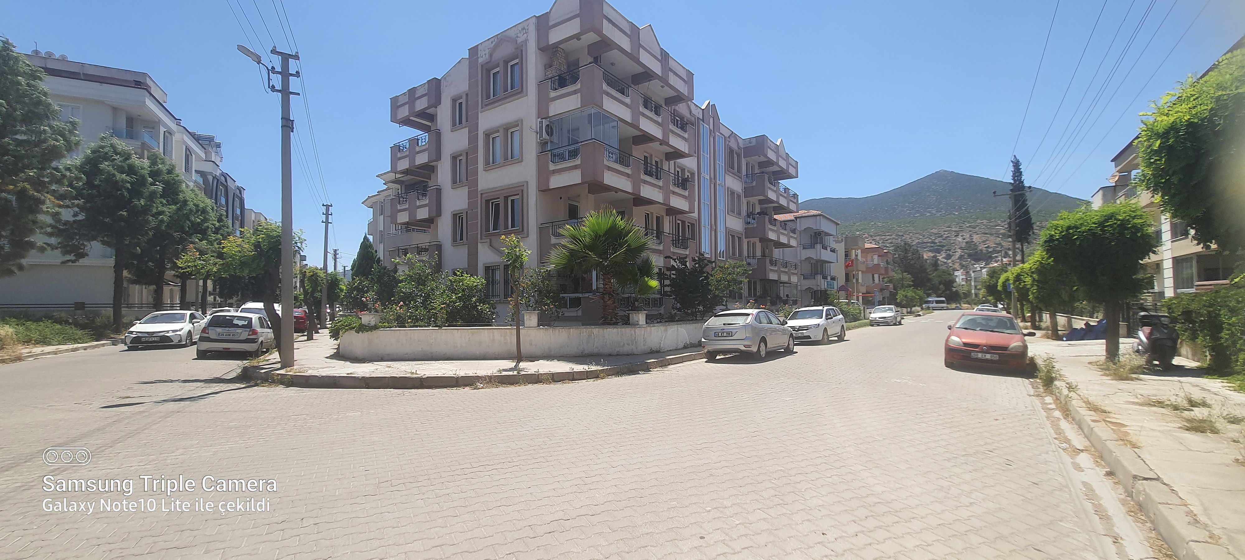 Ata Apartmanı - 8 Daire